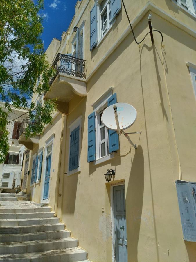 Hermes Penthouse Ermoupoli Exterior foto